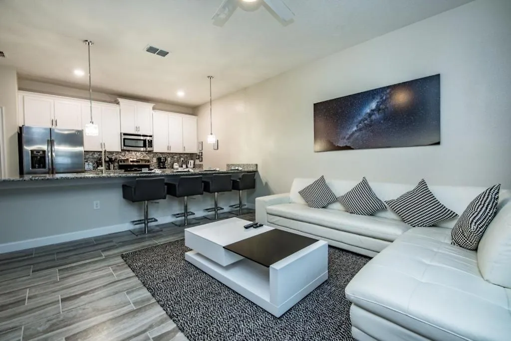 Stylish 4 Bed 3 Ba Champions Gate Pool Home 1590Mv Davenport Holiday home