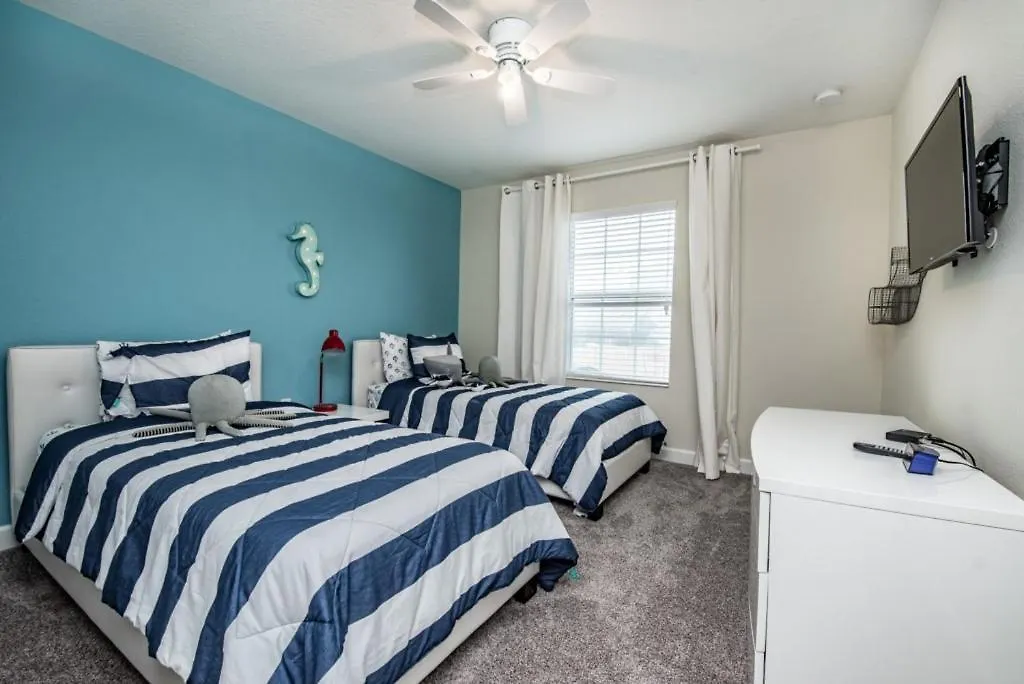 Stylish 4 Bed 3 Ba Champions Gate Pool Home 1590Mv Davenport 0*,  United States